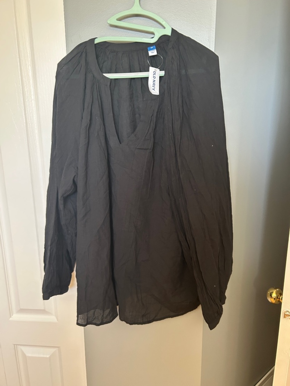 Old Navy Black Long Sleeve Peasant Blouse
